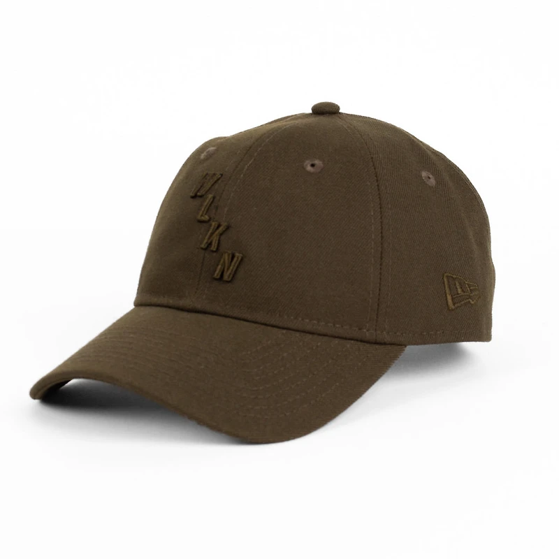 New Era: 920 WLKN Oblique Walnut Logo Cap