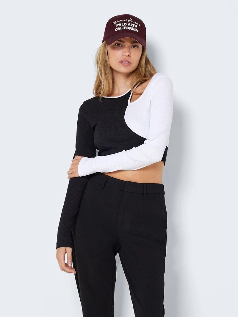 Noisy May : L/S Cutout Top