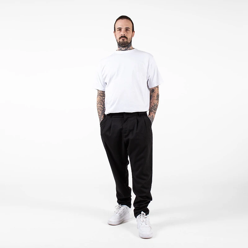 WLKN: The Laurent Chinos