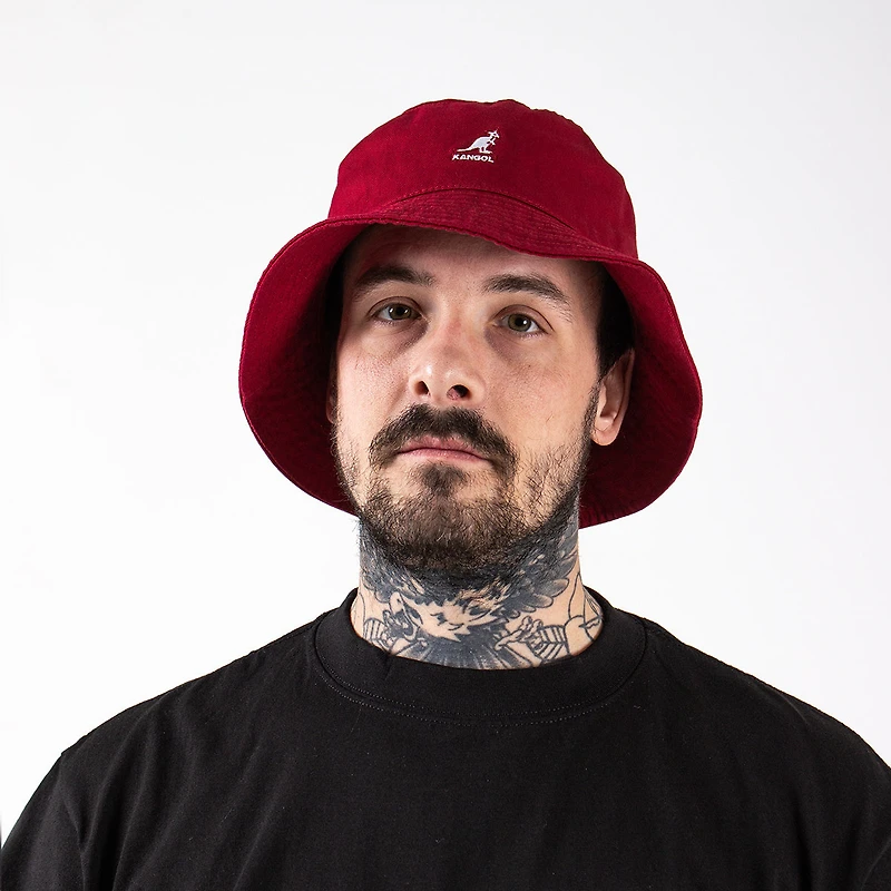 Kangol : Washed Bucket Hat - Cranberry