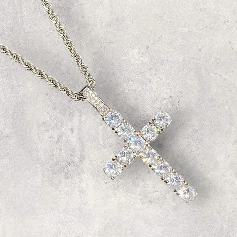 Deluxe Drip : Solitaire Cross Necklace