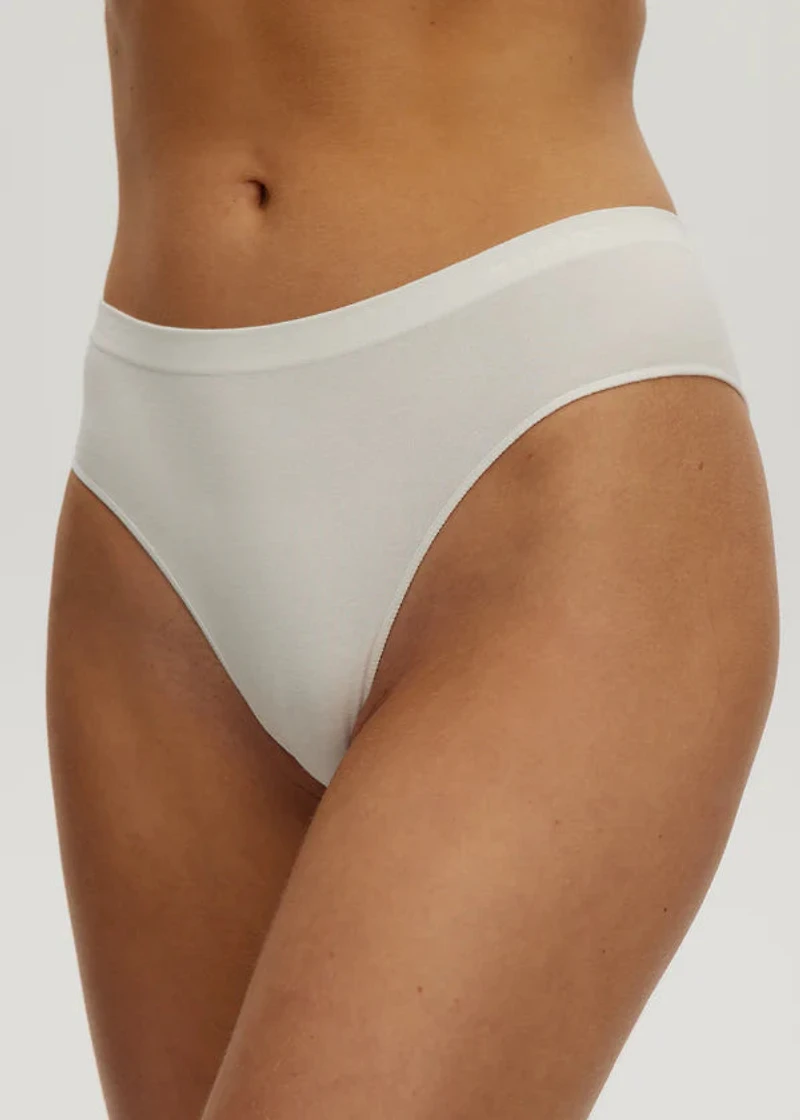 Cheeky seamless briefs White