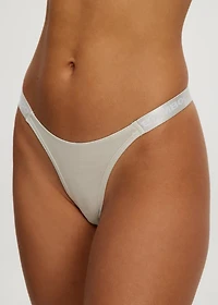 String rétro nude Glacier Grey