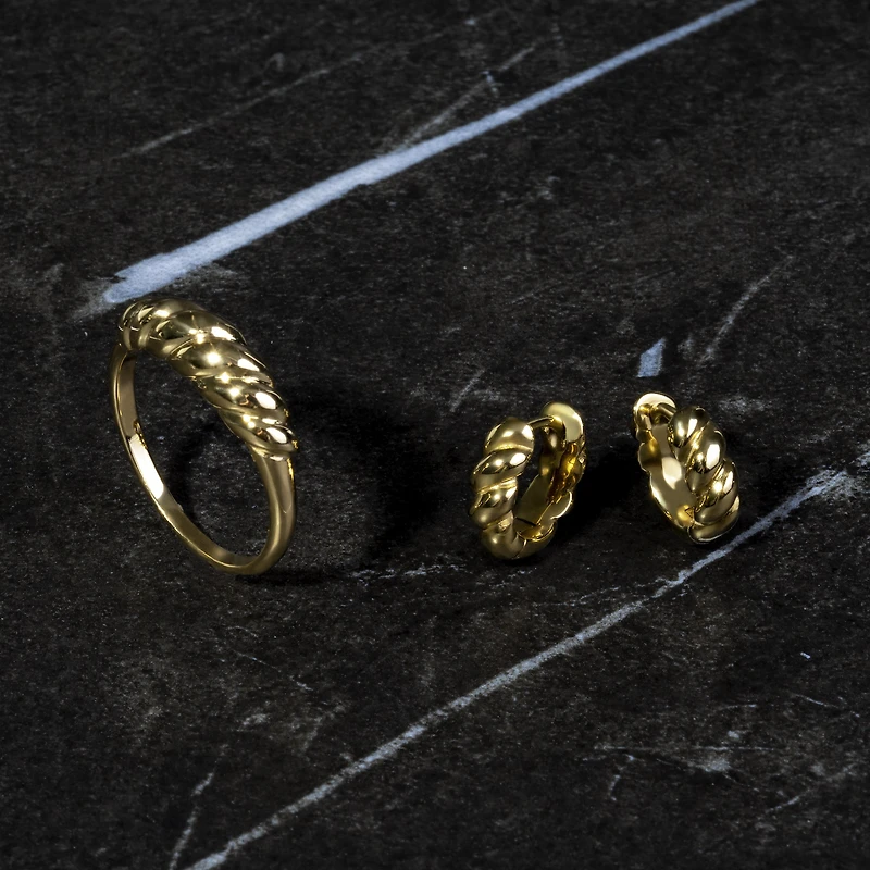 Croissant Ring