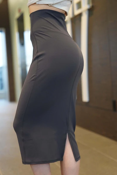 EVERYDAY SKIRT (Final Sale)