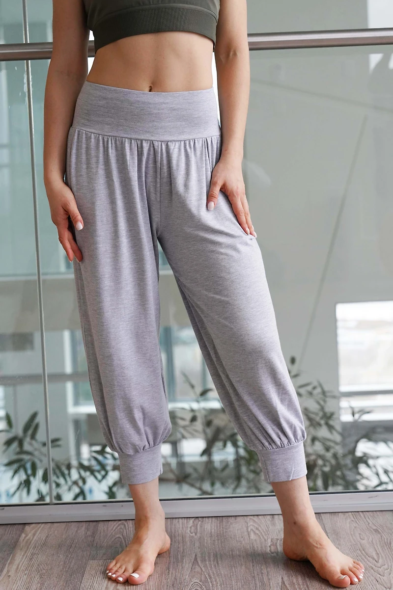 ROSY BAMBOO-BLEND CAPRIS-Restocked