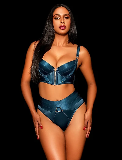 Nicole Bra & Bottom Lingerie Set