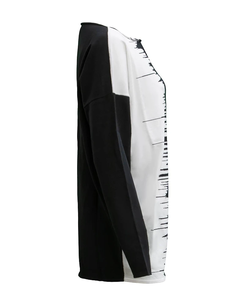 Graphic Striking Contrast Sweater