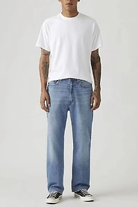 565 Loose Straight Jeans