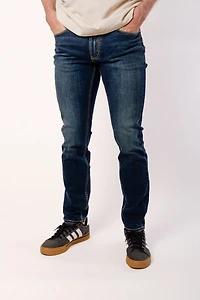 Konrad Slim Straight Jeans
