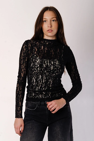 Reiko Lace Long Sleeve Top