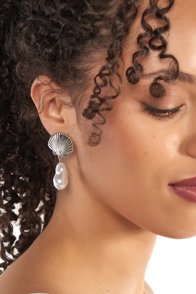 Boucles d’Oreilles Coquillage avec Perle - C1187 - VENTE FINALE