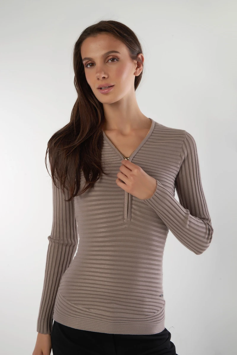 Chandail col en V avec demi-zip - ELANZA-Y2 (R-B6)