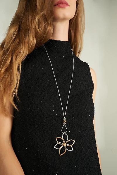 Long collier à pendentif fleur - C1097 - VENTE FINALE
