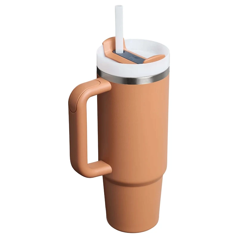 The 30oz Quencher H2.0 Flowstate Tumbler in Toast