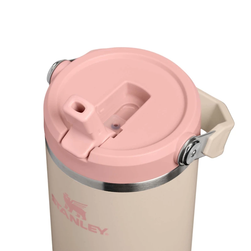 The 30oz Quencher IceFlow Flip Straw in Champagne