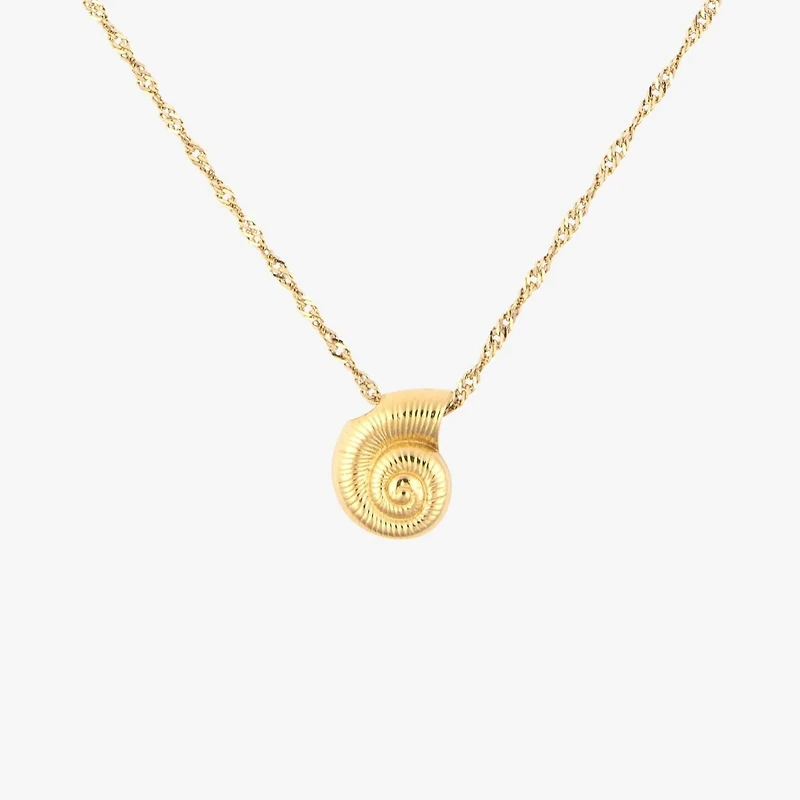 Gold Seashell Pendant Necklace