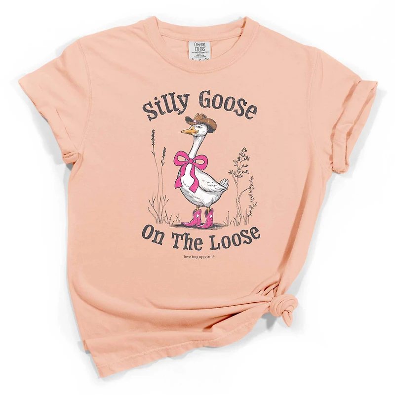 Silly Goose On The Loose Short Sleeve T-Shirt Peachy