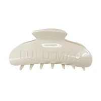Lulu Mac Claw Clip in Ivory