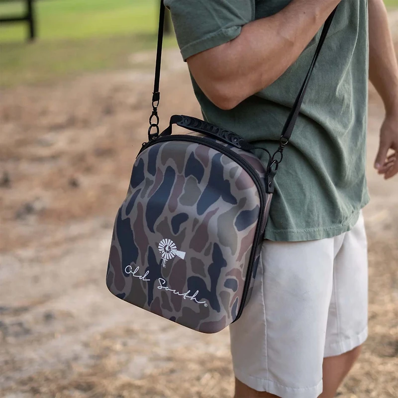 6 Hat Travel Case in Thicket Camo
