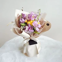 Chloe Bouquet - Fresh Flowers