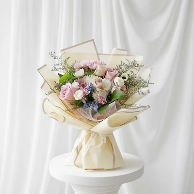 Sophia Arrangement - Fresh Flowers