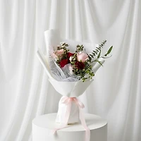 Chelsea Bouquet - Fresh Flowers