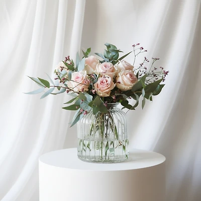Pink Rosey in Vase - Fresh Flowers