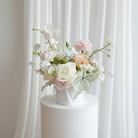 Mila - Fresh Flowers