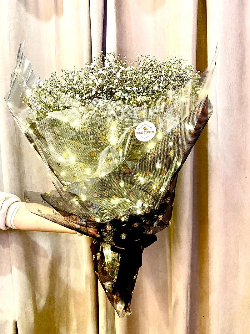 Baby's Breath Bouquet with LED Lights-Fresh Flowers