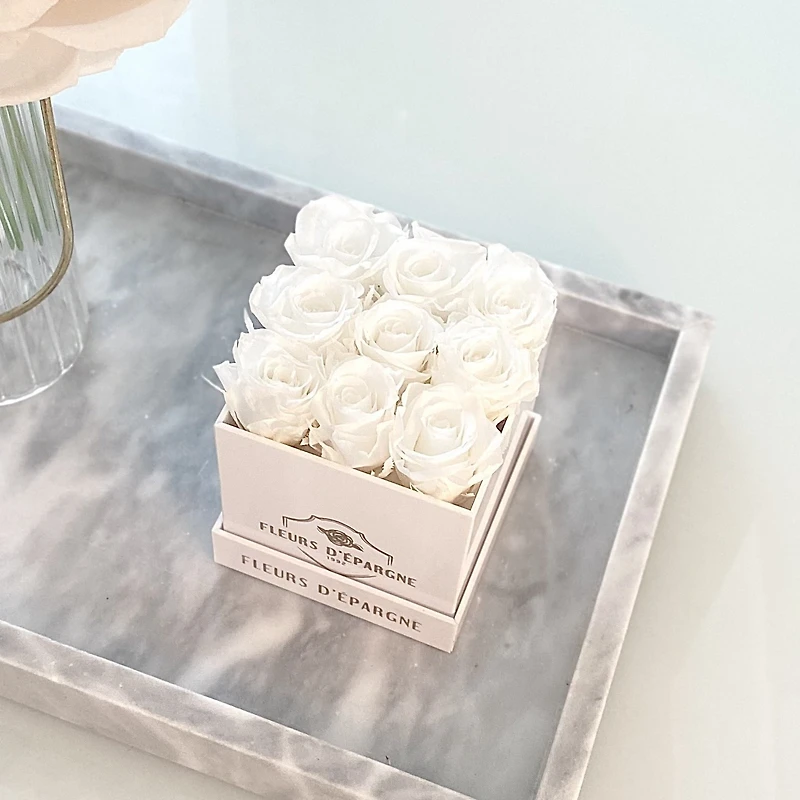 Sweet Deluxe 9-Mini Roses