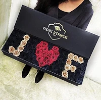 Grande Custom Box - 66+ Roses