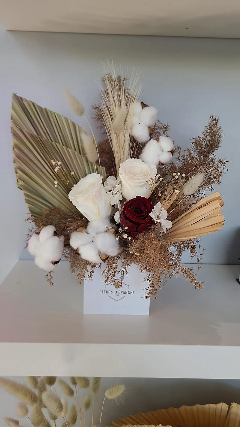 Small Box - Preserved & Dry Arrangement