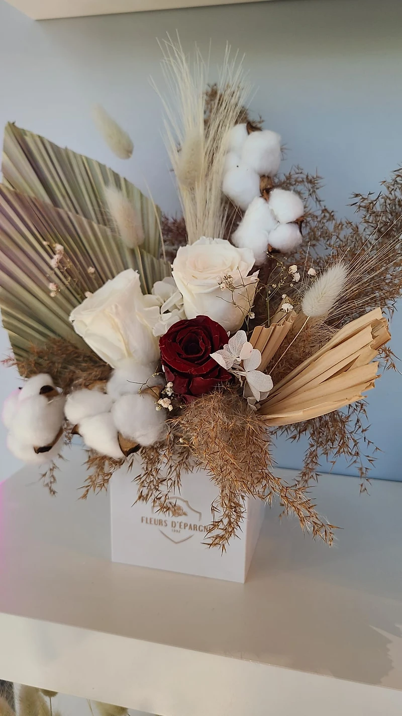 Small Box - Preserved & Dry Arrangement