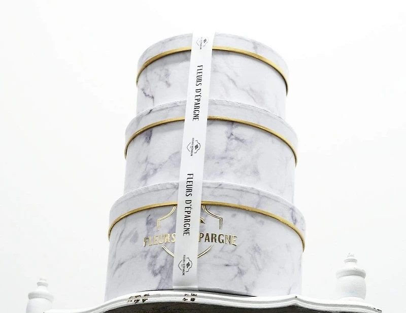 Deluxe Marble Round