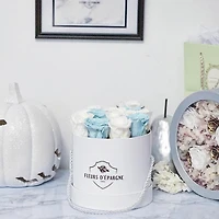 Tiffany Mix in Small Prestige Rose Bucket