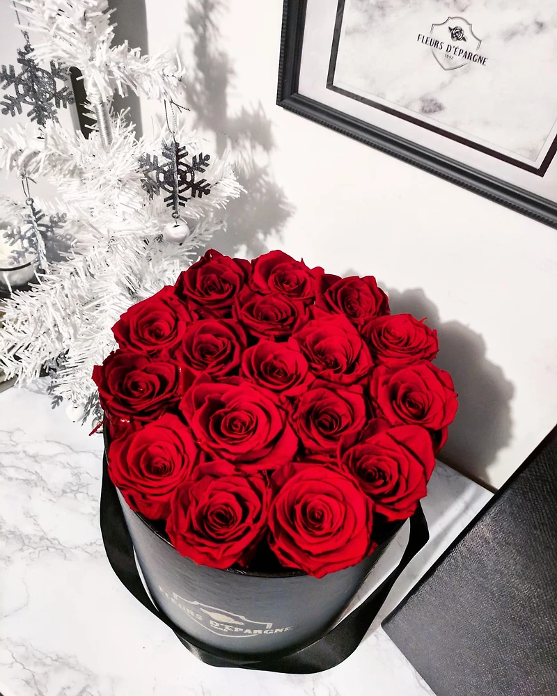 Elegance Classic Rose Bucket