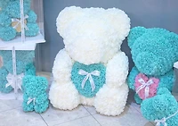 King-Size Luxe Foam Rose Bear