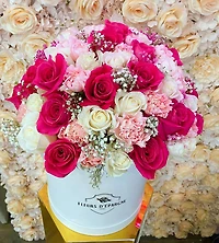 Super Dome Fresh Bucket - Flowers