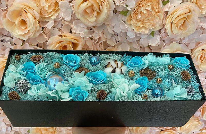 Ornament Rose Bar