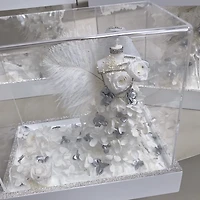 Eternal Wedding Dress Arrangement
