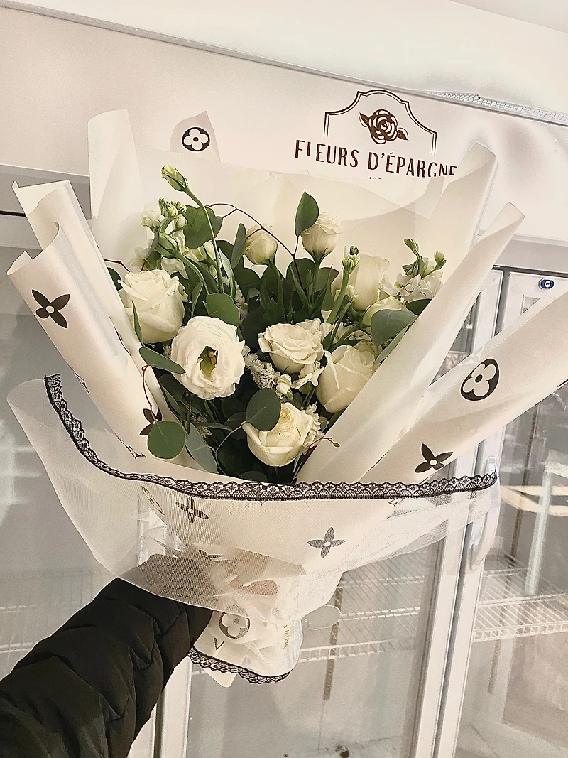 White Beauty Bouquet - Fresh Flowers