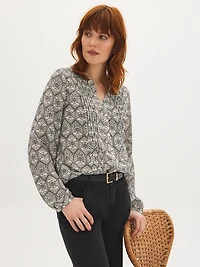 Printed Pintuck Blouse