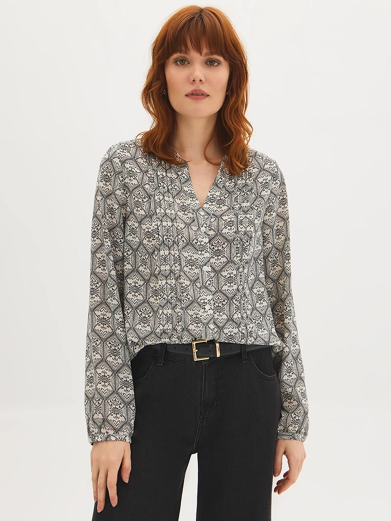 Printed Pintuck Blouse