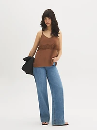 Camisole froissée à détails en dentelle