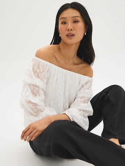 Haut imprimé à manches bouffantes et volants