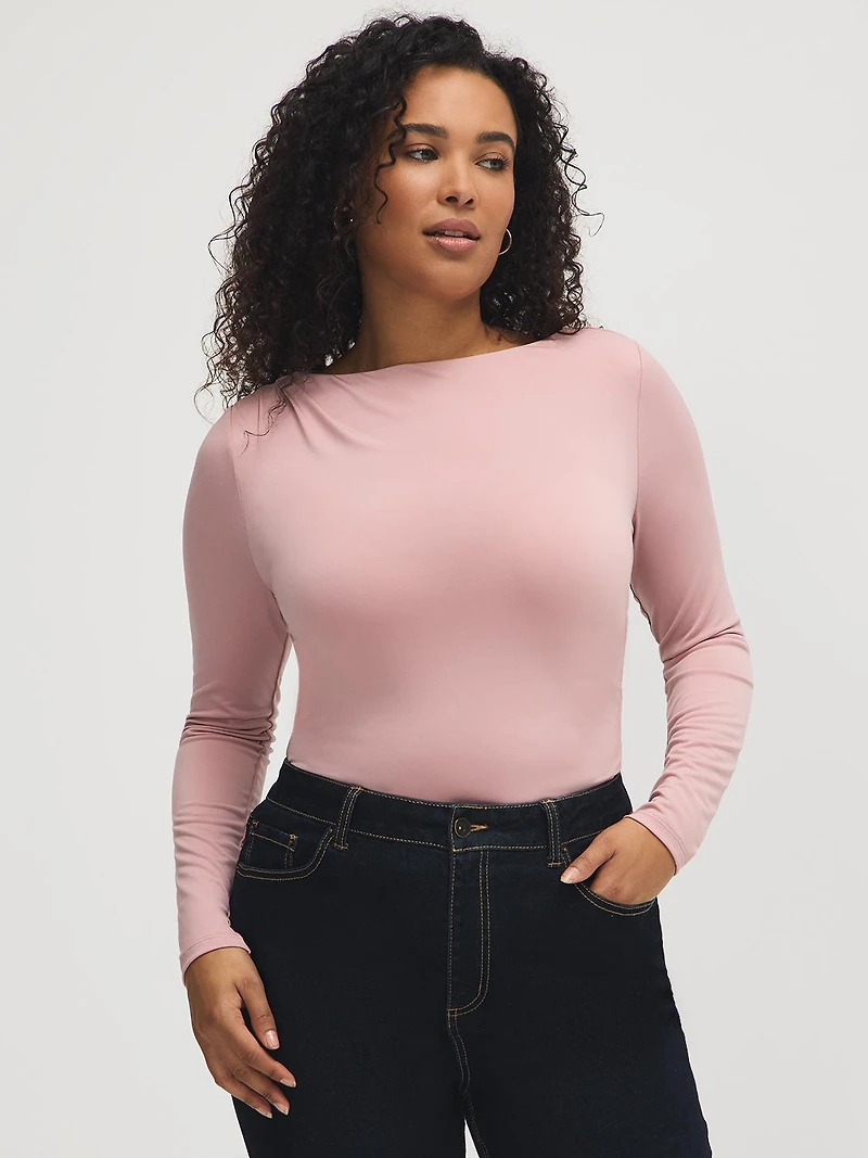 Haut asymétrique à col bateau