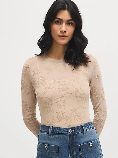 Haut en maille fleurie ton sur