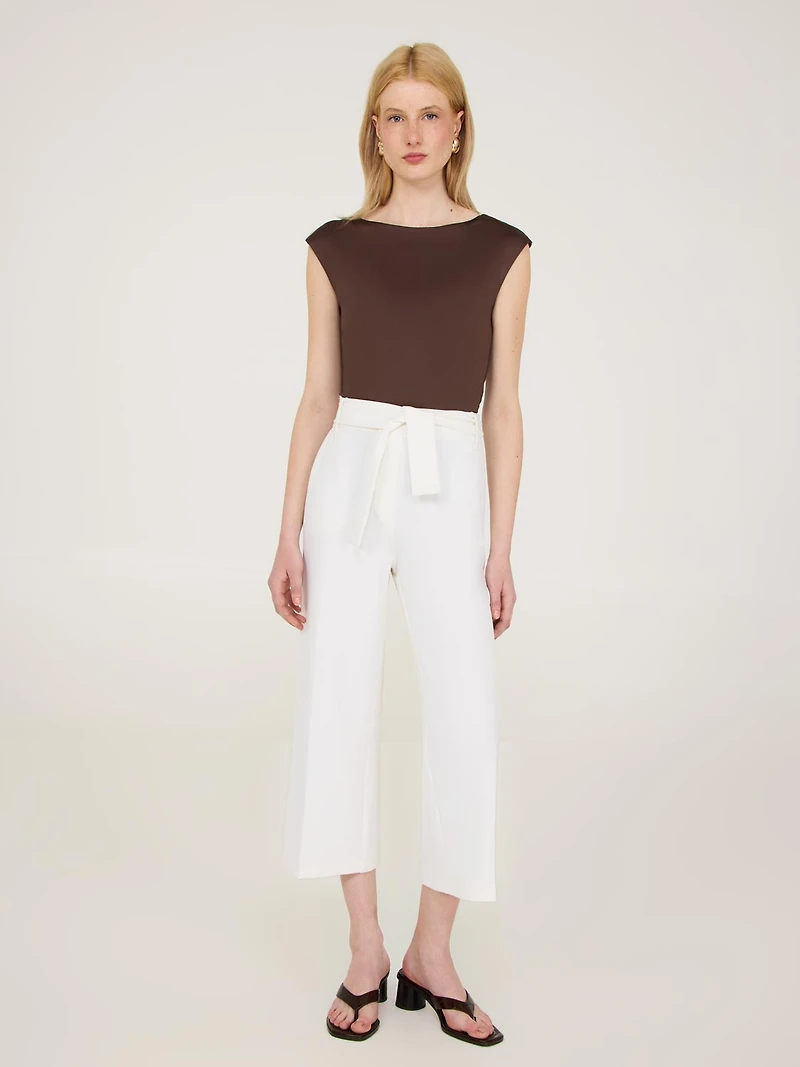 Pantalon gaucho en crêpe avec ceinture