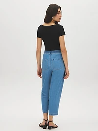 Mid-Rise Cropped Jeans